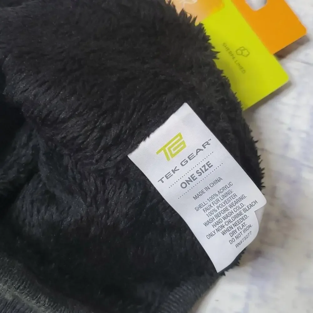 NWT Kid's Tek Gear Youth Hat and Gloves Set
